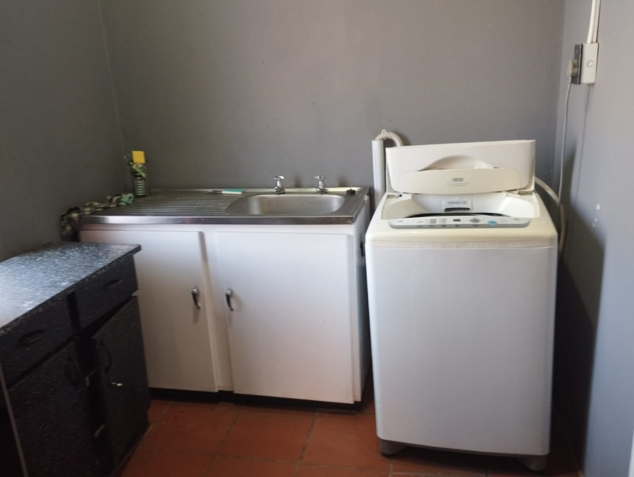 1 Bedroom Property for Sale in Navalsig Free State